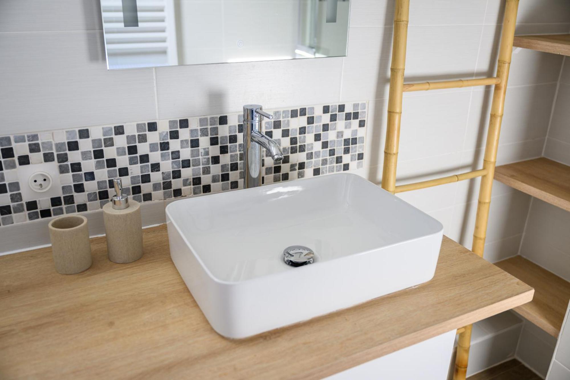 Grand Avec Balcon Hyper - Centre Apartment Tarbes